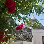 Trullo In Light * Альберобелло