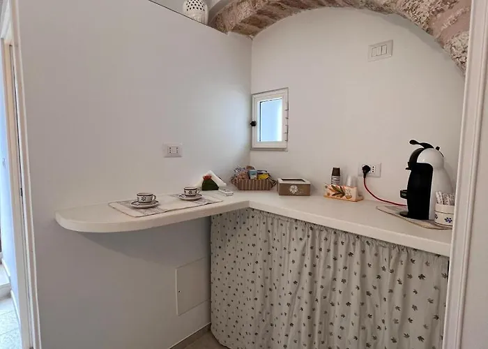 Trullo In Light 펜션 알베르벨로