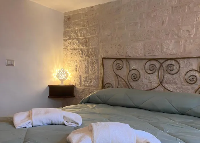 Trullo In Light * 알베르벨로